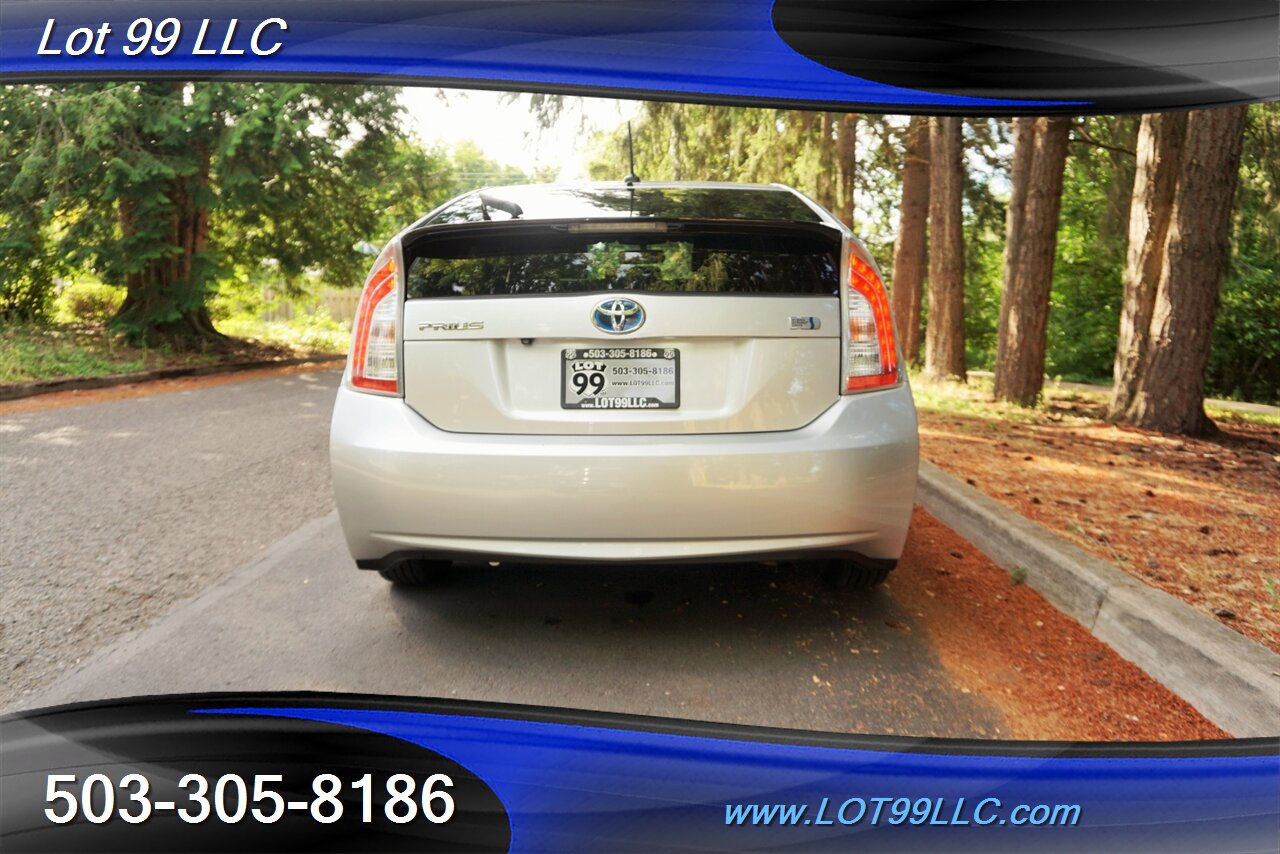2012 Toyota Prius One 1.8L Auto Heated Leather GPS Newer Tires   - Photo 10 - Milwaukie, OR 97267