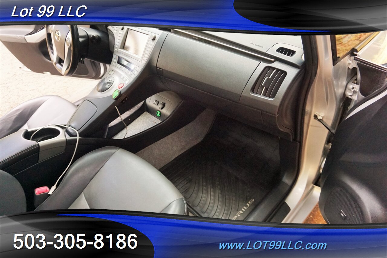 2012 Toyota Prius One 1.8L Auto Heated Leather GPS Newer Tires   - Photo 33 - Milwaukie, OR 97267