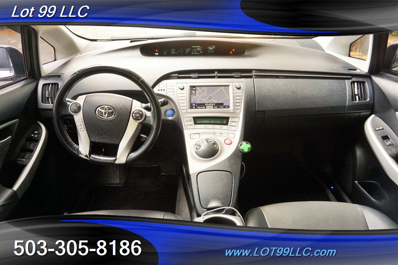 2012 Toyota Prius One 1.8L Auto Heated Leather GPS Newer Tires   - Photo 2 - Milwaukie, OR 97267
