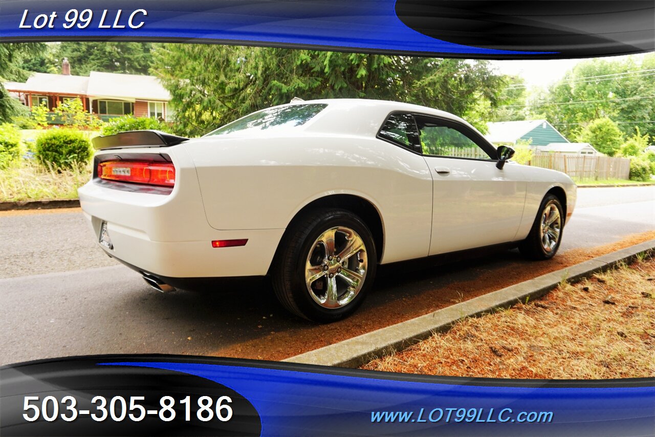2013 Dodge Challenger SE Coupe 3.6L Automatic Rear Spoiler Chrome Wheels   - Photo 9 - Milwaukie, OR 97267