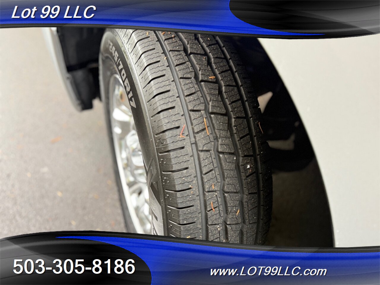 2021 Nissan NV 3500 HD SV 49k Miles 12 Passenger Van  NEW TIRES 1-Owner Navi Camera Parking Sensors Tinted - Photo 24 - Milwaukie, OR 97267