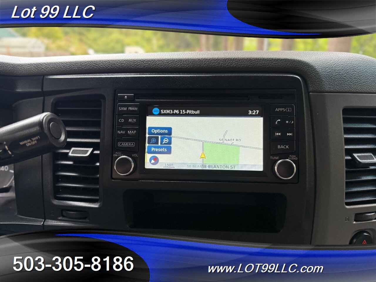 2021 Nissan NV 3500 HD SV 49k Miles 12 Passenger Van  NEW TIRES 1-Owner Navi Camera Parking Sensors Tinted - Photo 13 - Milwaukie, OR 97267