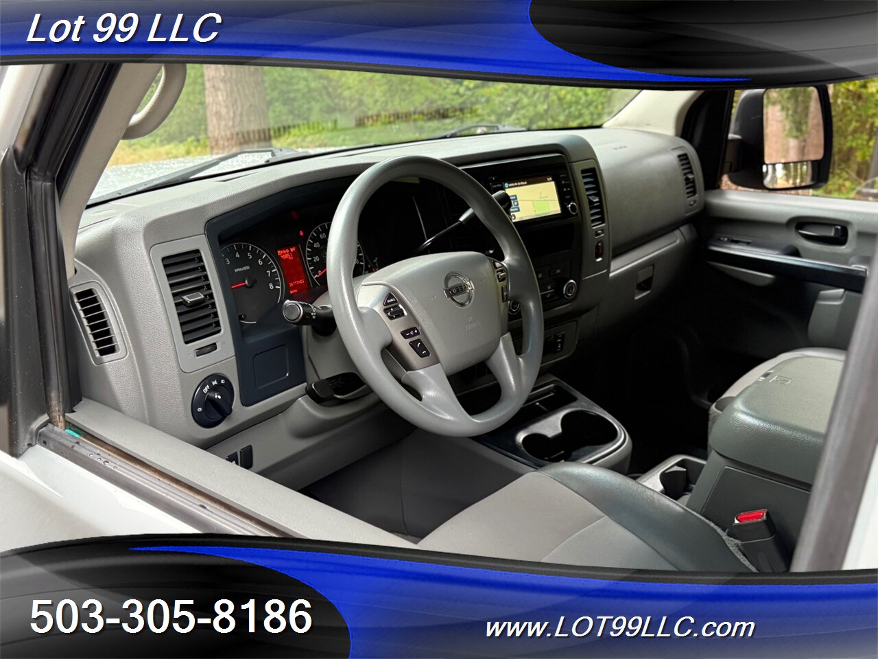 2021 Nissan NV 3500 HD SV 49k Miles 12 Passenger Van  NEW TIRES 1-Owner Navi Camera Parking Sensors Tinted - Photo 26 - Milwaukie, OR 97267