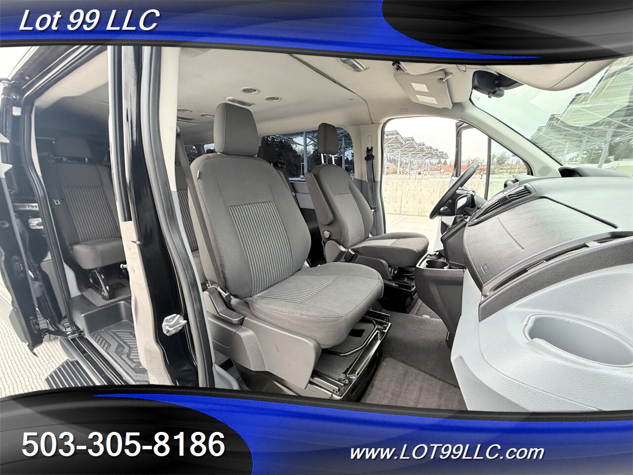 2017 Ford Transit 350 XLT ** 15 Passenger Van ** Tinted Windows Back ** Prior Certified Pre-Owned ** - Photo 17 - Milwaukie, OR 97267