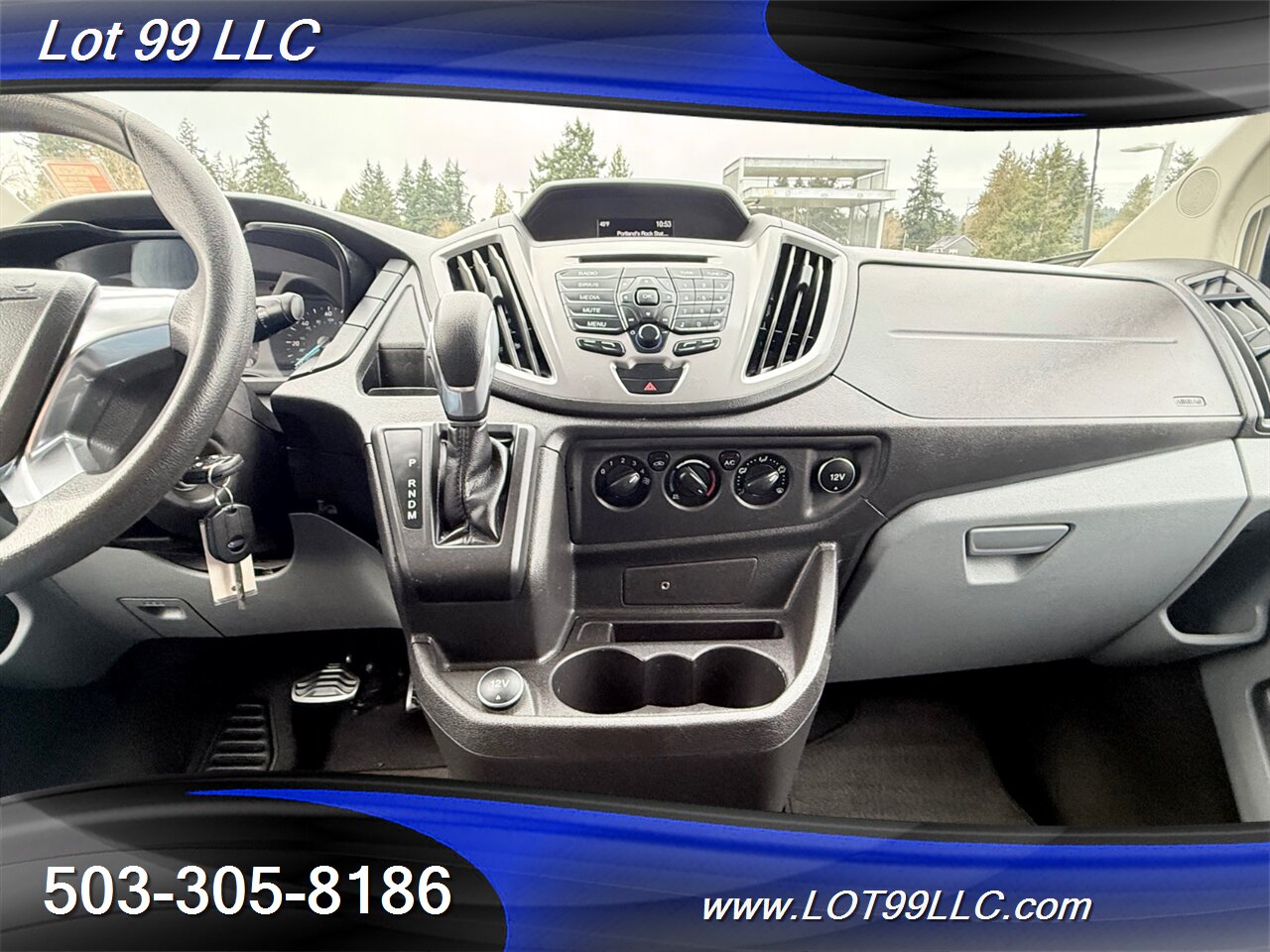 2017 Ford Transit 350 XLT ** 15 Passenger Van ** Tinted Windows Back ** Prior Certified Pre-Owned ** - Photo 28 - Milwaukie, OR 97267