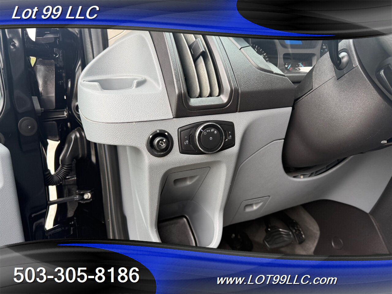 2017 Ford Transit 350 XLT ** 15 Passenger Van ** Tinted Windows Back ** Prior Certified Pre-Owned ** - Photo 15 - Milwaukie, OR 97267