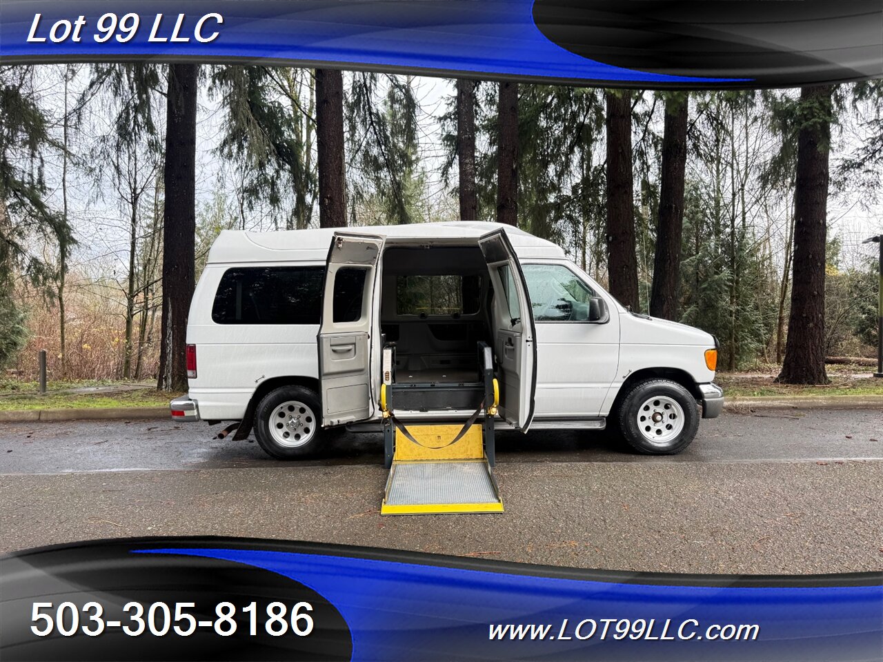 2005 Ford E-Series Van E-150 XLT V8 Ricon Power Side Wheelchair Lift Cruise Control - Photo 1 - Milwaukie, OR 97267