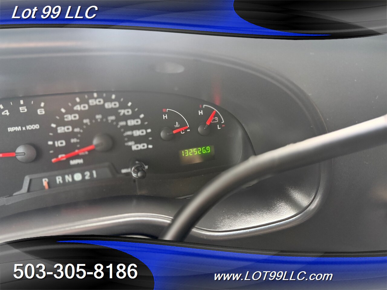 2005 Ford E-Series Van E-150 XLT V8 Ricon Power Side Wheelchair Lift Cruise Control - Photo 35 - Milwaukie, OR 97267