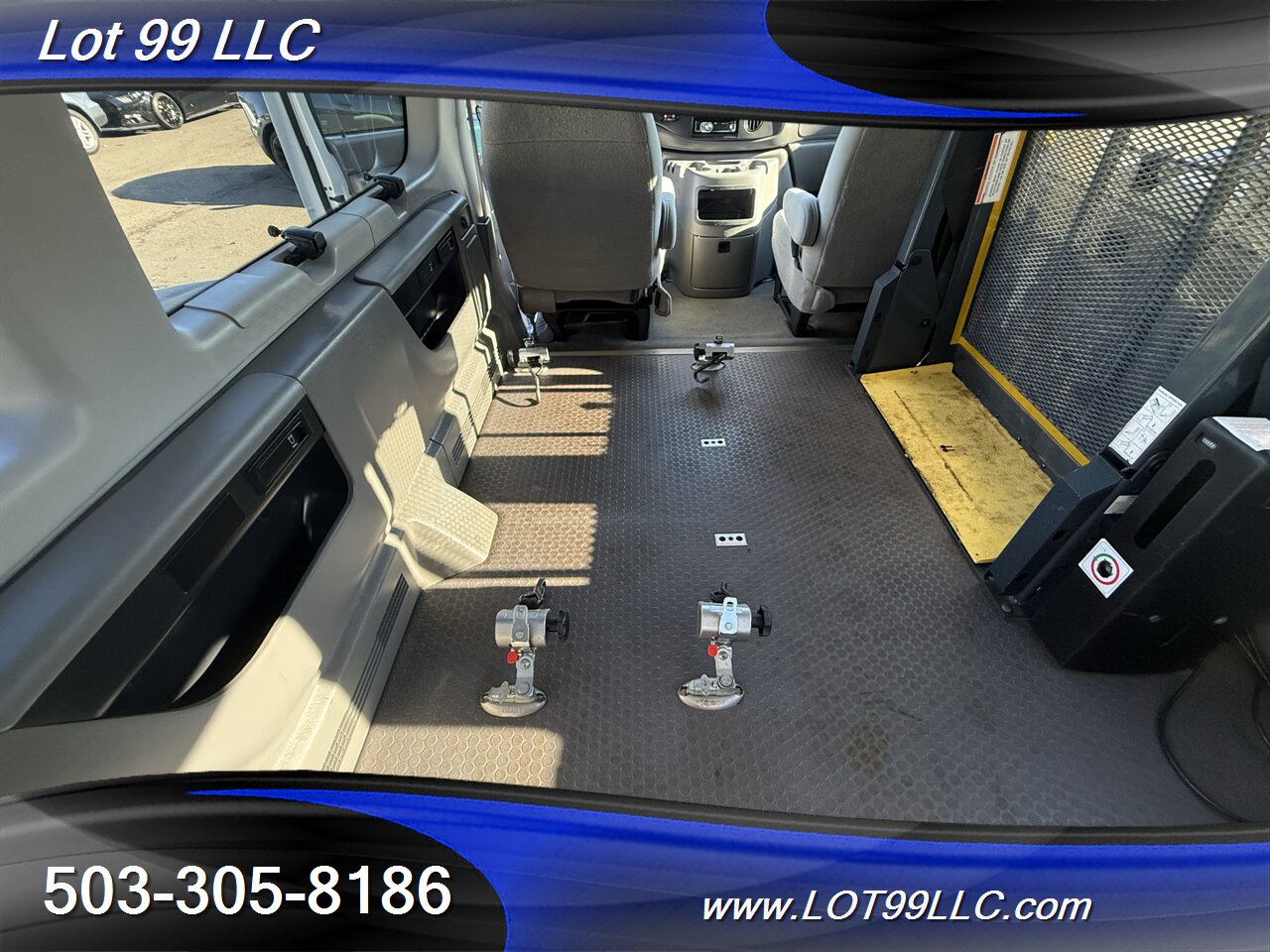2005 Ford E-Series Van E-150 XLT V8 Ricon Power Side Wheelchair Lift Cruise Control - Photo 60 - Milwaukie, OR 97267