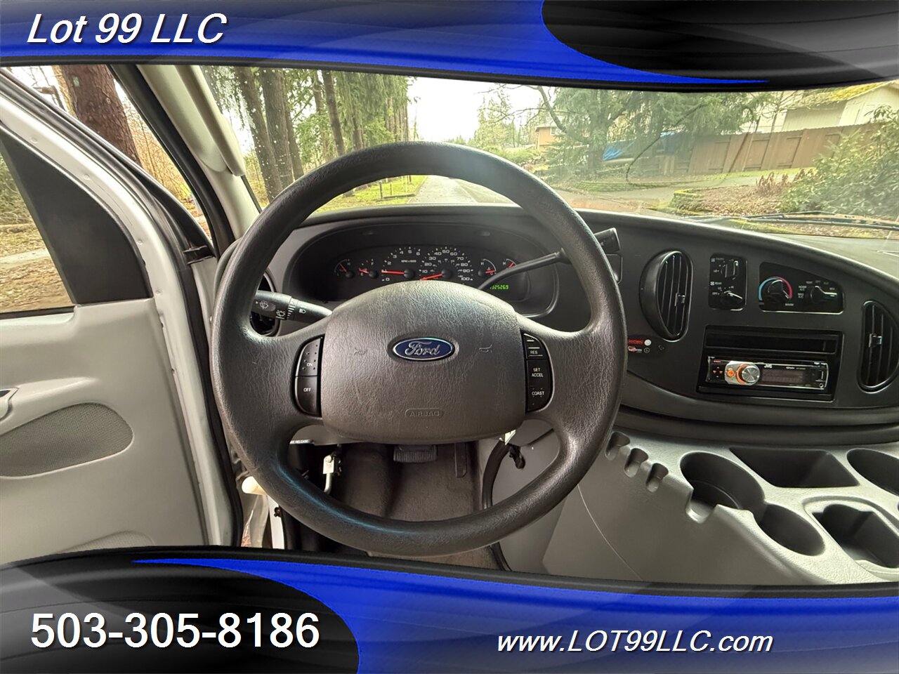 2005 Ford E-Series Van E-150 XLT V8 Ricon Power Side Wheelchair Lift Cruise Control - Photo 16 - Milwaukie, OR 97267