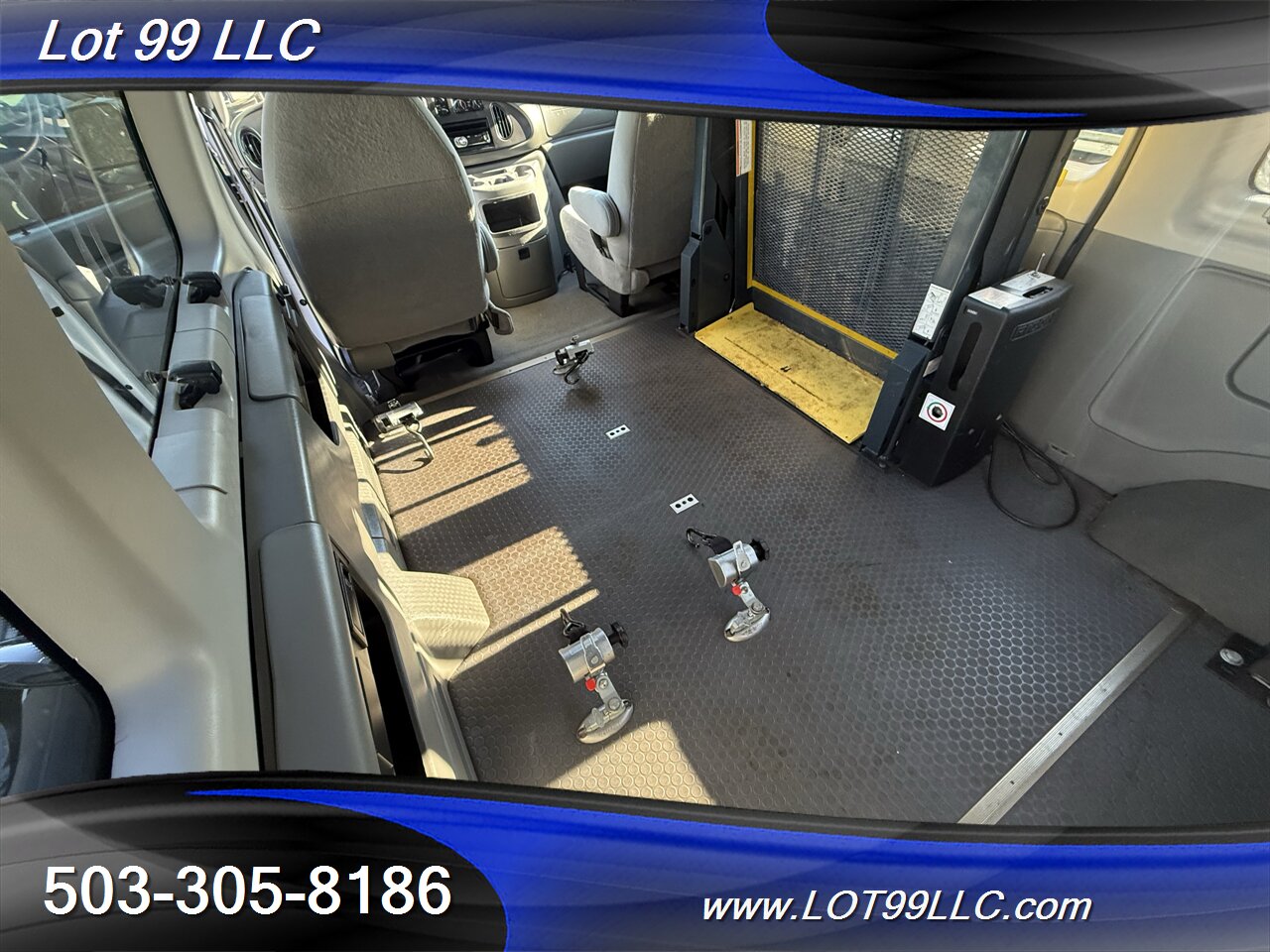 2005 Ford E-Series Van E-150 XLT V8 Ricon Power Side Wheelchair Lift Cruise Control - Photo 66 - Milwaukie, OR 97267