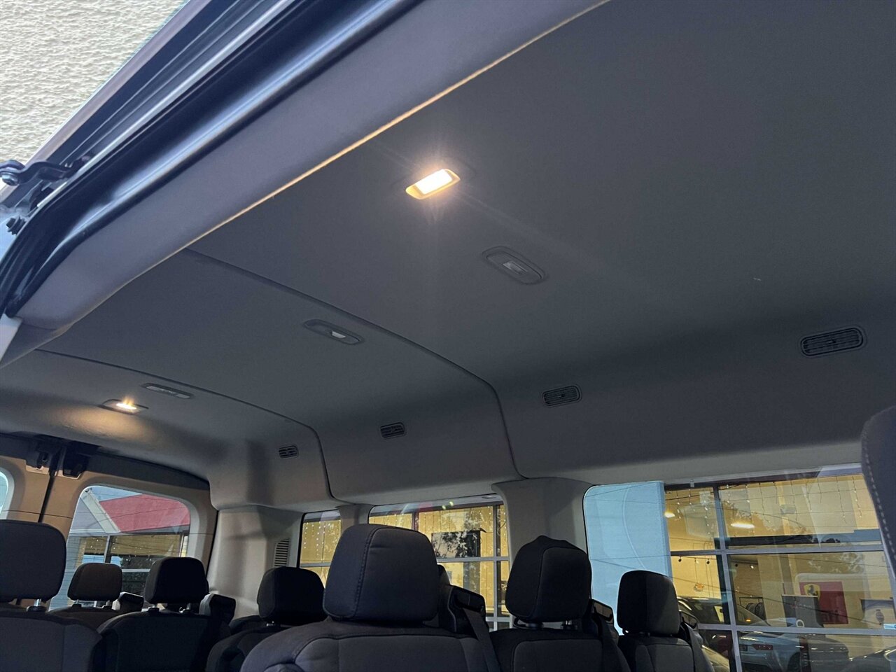 2021 Ford Transit 350 XLT 15 Passenger   - Photo 17 - San Diego, CA 92126