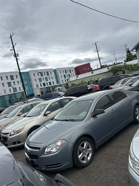 2009 Chevrolet Malibu LS  