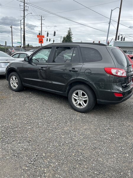 2012 Hyundai SANTA FE GLS  