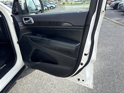 2011 Jeep Grand Cherokee 70th Anniversary - Photo 15 - Toms River, NJ 08753