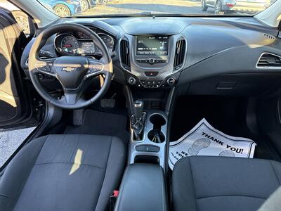 2018 Chevrolet Cruze LT Auto   - Photo 13 - Toms River, NJ 08753