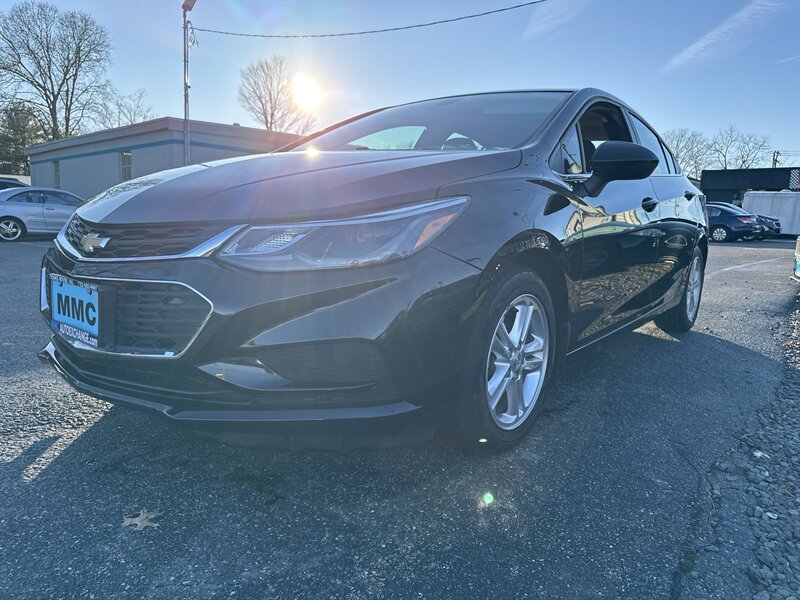 2018 Chevrolet Cruze LT Auto   - Photo 1 - Toms River, NJ 08753
