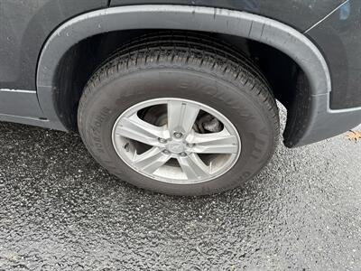 2020 Chevrolet Trax LS   - Photo 8 - Toms River, NJ 08753