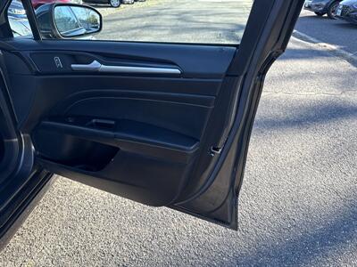 2020 Ford Fusion Titanium   - Photo 15 - Toms River, NJ 08753