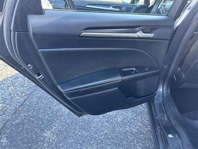 2020 Ford Fusion Titanium   - Photo 18 - Toms River, NJ 08753