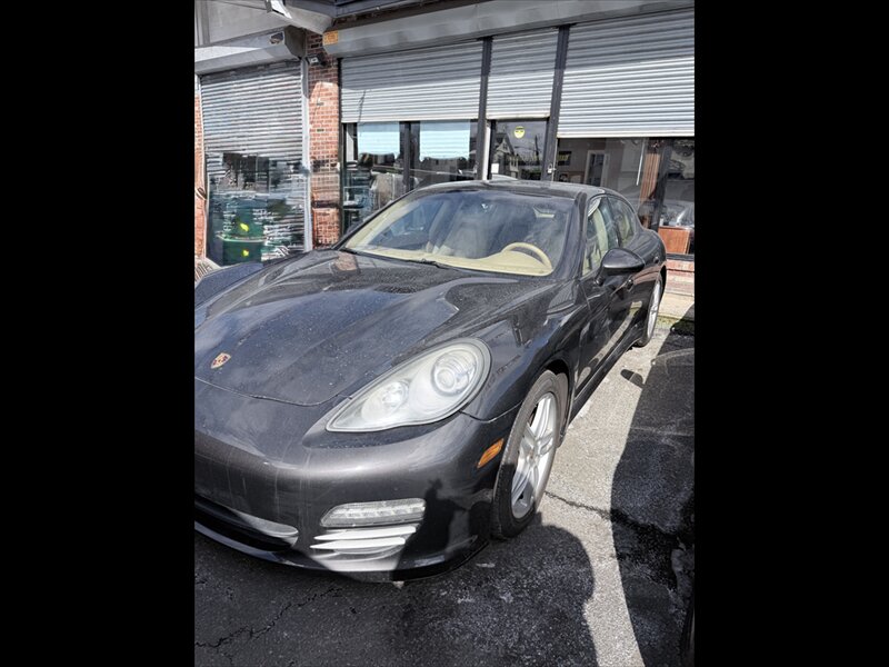 2011 Porsche Panamera  