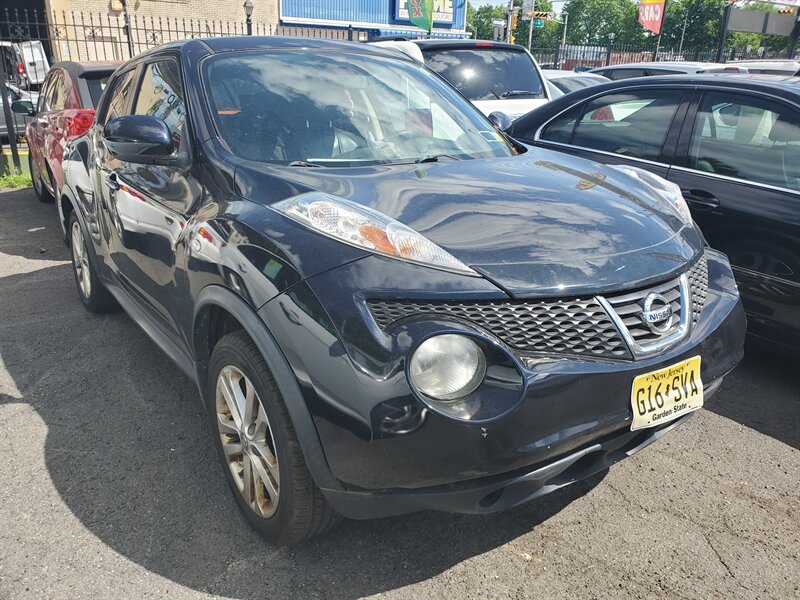 2011 Nissan JUKE S  