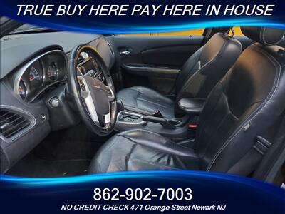 2011 Chrysler 200 Limited   - Photo 6 - Newark, NJ 07107