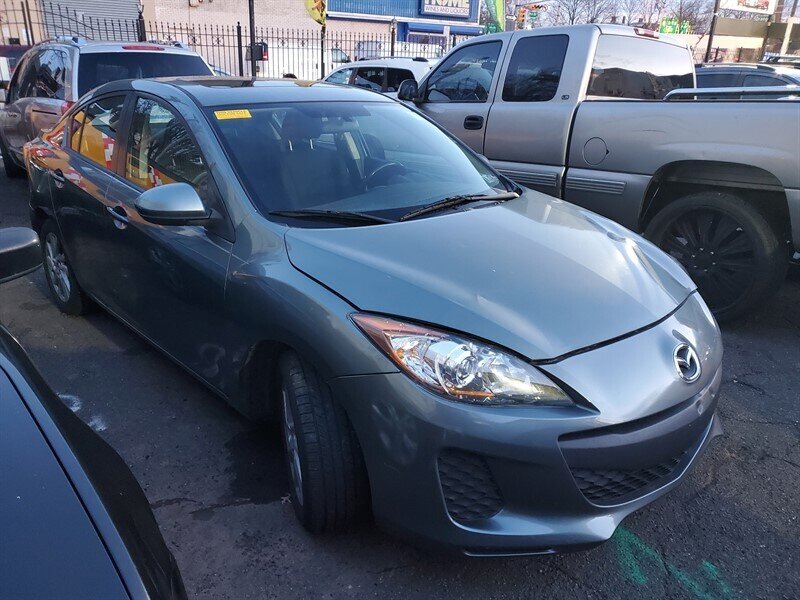 2012 Mazda Mazda3 i Touring  