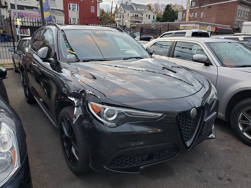 2019 Alfa Romeo Stelvio  