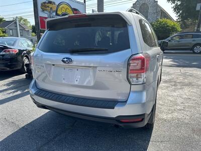 2018 Subaru Forester 2.5i Premium   - Photo 2 - Lancaster, PA 17601