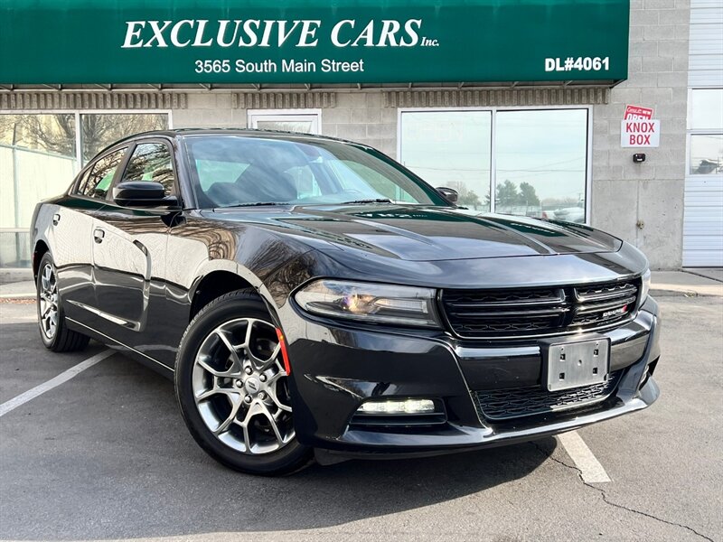 2017 Dodge Charger SXT  