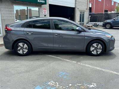 2019 Hyundai IONIQ Hybrid Blue   - Photo 8 - Salt Lake City, UT 84115