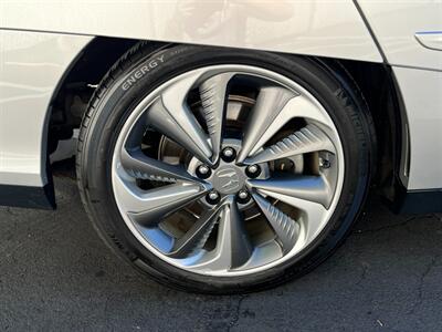 2018 Honda Clarity Plug-In Hybrid Touring   - Photo 12 - Salt Lake City, UT 84115