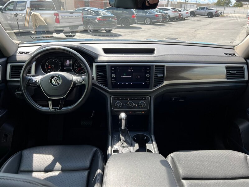 2019 Volkswagen Atlas V6 SE 4Motion photo