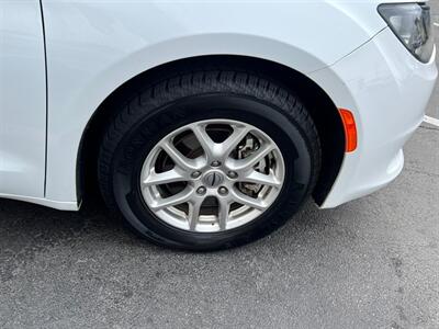 2023 Chrysler Voyager LX - Photo 9 - Salt Lake City, UT 84115