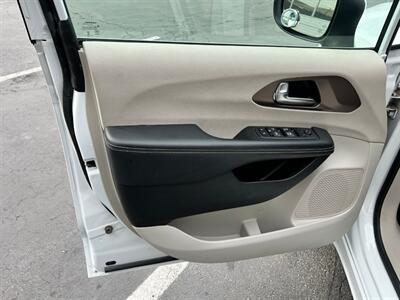 2023 Chrysler Voyager LX - Photo 17 - Salt Lake City, UT 84115