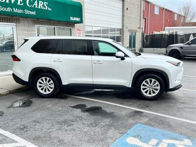 2025 Toyota Grand Highlander XLE - Photo 8 - Salt Lake City, UT 84115