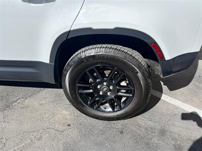 2025 Land Rover Defender 110 P300 S   - Photo 12 - Salt Lake City, UT 84115