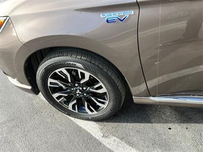2018 Mitsubishi Outlander PHEV GT   - Photo 12 - Salt Lake City, UT 84115