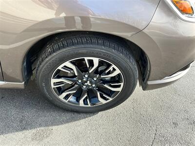 2018 Mitsubishi Outlander PHEV GT   - Photo 9 - Salt Lake City, UT 84115