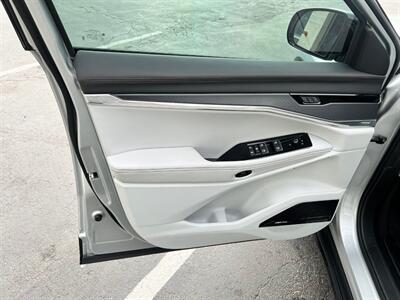 2025 Jeep Wagoneer S Limited   - Photo 20 - Salt Lake City, UT 84115