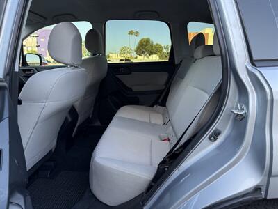 2015 Subaru Forester 2.5i   - Photo 23 - Reseda, CA 91335
