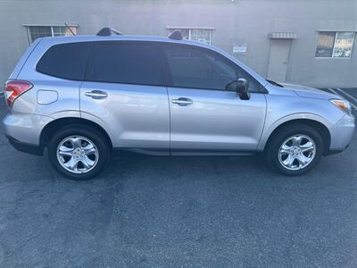 2015 Subaru Forester 2.5i   - Photo 8 - Reseda, CA 91335