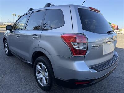 2015 Subaru Forester 2.5i   - Photo 5 - Reseda, CA 91335