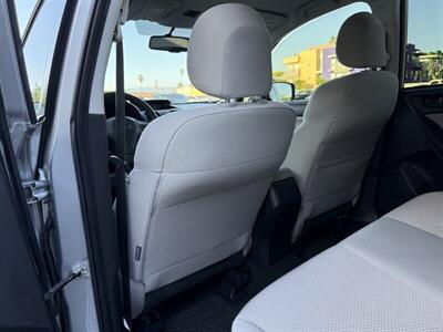 2015 Subaru Forester 2.5i   - Photo 20 - Reseda, CA 91335