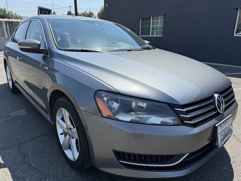 2014 Volkswagen Passat S