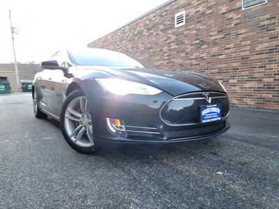 2013 Tesla Model S 85 -- 1 Owner -- Navigation - Bluetooth -  Backup Camera - Sunroof - Save $$$ on Gas - Charge & Drive - Clean Title - $4,000 Tax Credit already taken off the List Price - Photo 3 - Wood Dale, IL 60191
