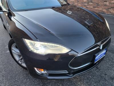 2013 Tesla Model S 85 -- 1 Owner -- Navigation - Bluetooth -  Backup Camera - Sunroof - Save $$$ on Gas - Charge & Drive - Clean Title - $4,000 Tax Credit already taken off the List Price - Photo 38 - Wood Dale, IL 60191