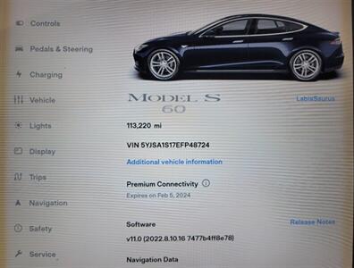 2014 Tesla Model S 60 --1 Owner -- Navigation - Bluetooth -  Backup Camera - Sunroof -  Save $$$ on Gas - Charge & Drive - Clean Title - $4,000 Tax Credit already taken off the List Price - Photo 11 - Wood Dale, IL 60191