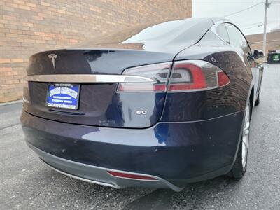 2014 Tesla Model S 60 --1 Owner -- Navigation - Bluetooth -  Backup Camera - Sunroof -  Save $$$ on Gas - Charge & Drive - Clean Title - $4,000 Tax Credit already taken off the List Price - Photo 40 - Wood Dale, IL 60191